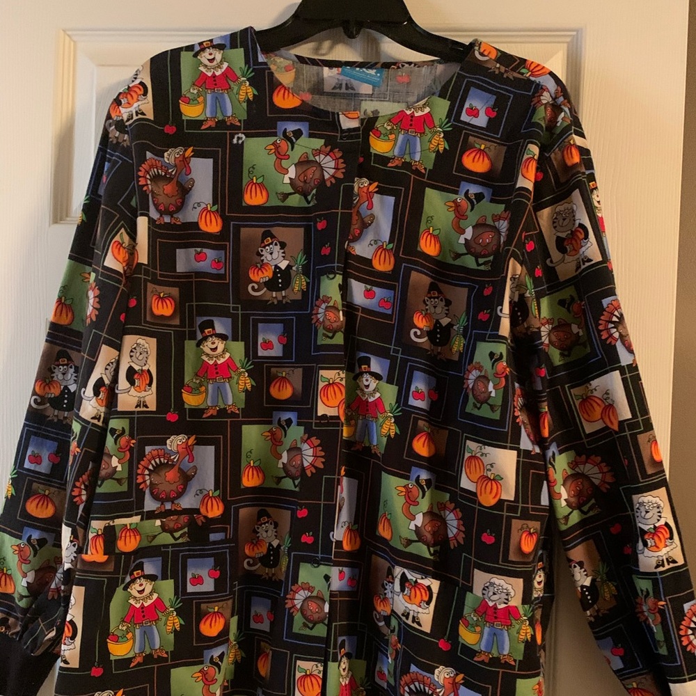 Women’s scrub jacket